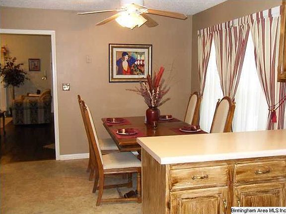 4th image of 2401 Pentland Dr