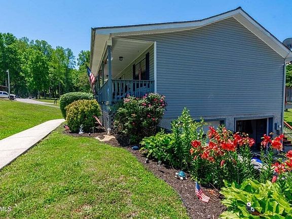 5th image of 600 Hilltop Cir