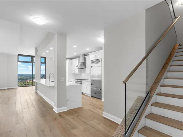 270 17th St NW Unit 4604, Atlanta, GA 30363