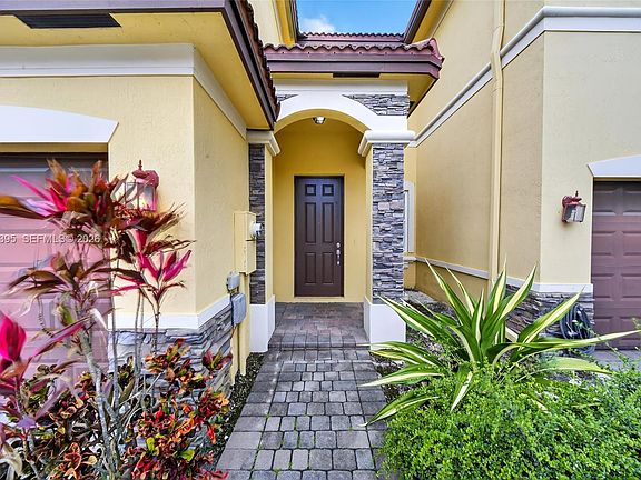 3rd image of 8766 NW 112th Path
