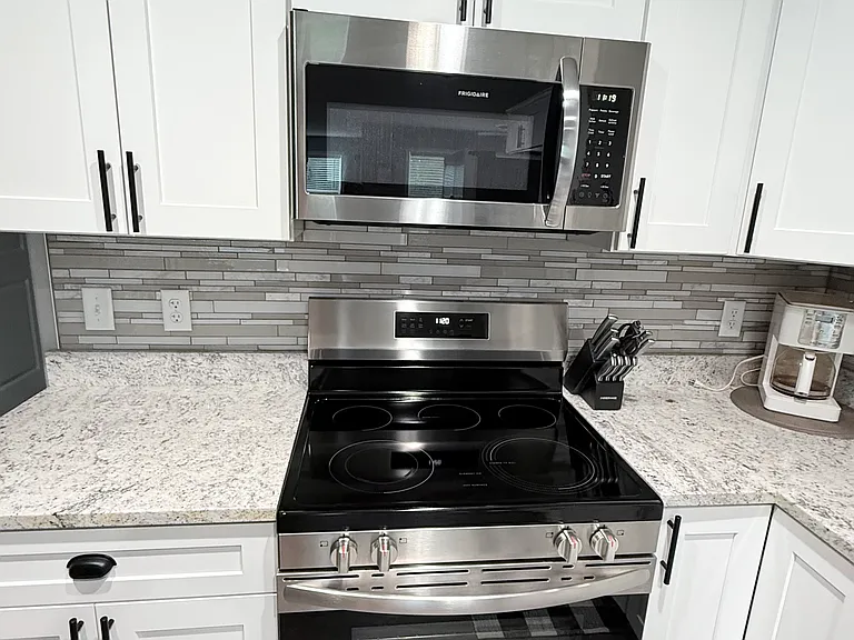 140 Baye Rd — Photo 9