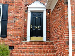 108 W Dutton Ct, Cary, NC 27513