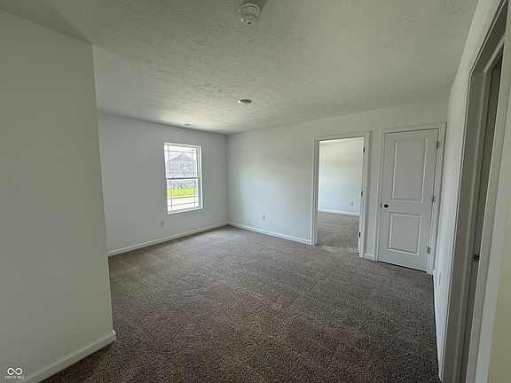 4th image of 24391 Stout St