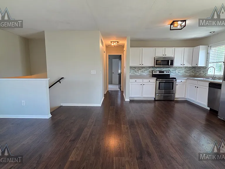 4287 Trumpeter Dr SE — Photo 11
