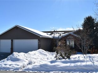2306 Canyon Hills Dr, East Wenatchee, WA 98802
