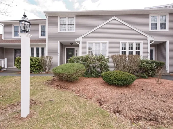 69 Godfrey Ln Unit 69, Milford, MA 01757