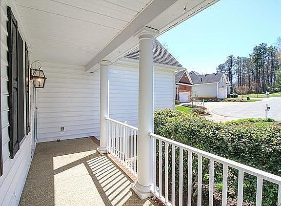 4th image of 10258 Charter Point Ct