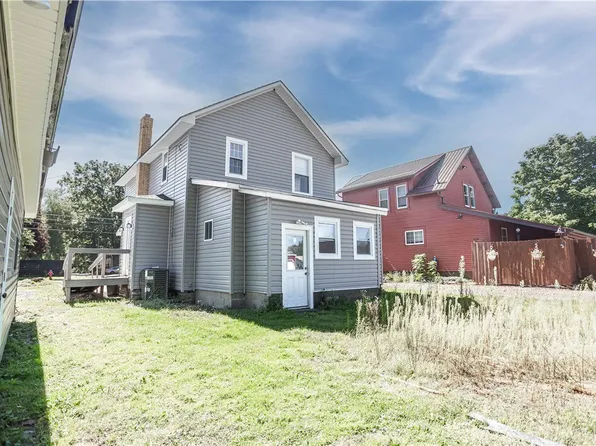 303 W Main St, Big Run, PA 15715