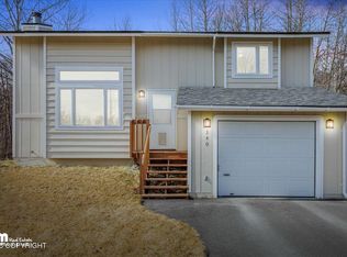 240 N Oscar St, Palmer, AK 99645