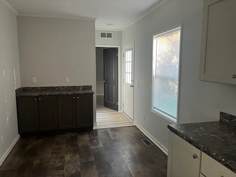 3951 S Mentor Ave #42 — Photo 11