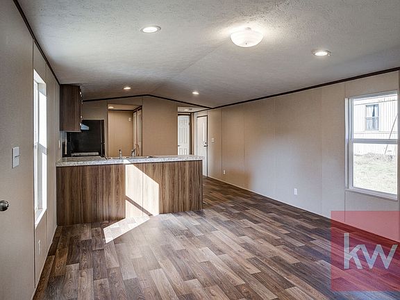 2nd image of 119 Chestnut St Lot 1