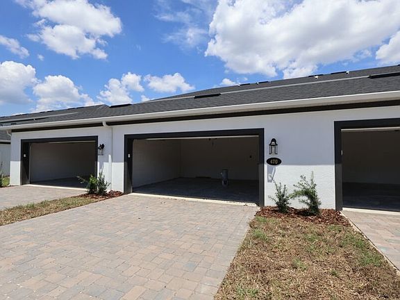 2nd image of 470 Lady Palm St