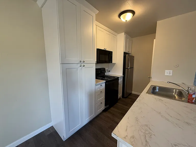 434 E Bianchi Rd #3 — Photo 22