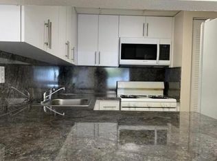 1300 W 47th Pl #228, Hialeah, FL 33012