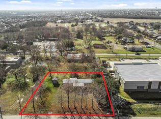 6900 Zuefeldt Dr, Arlington, TX 76002