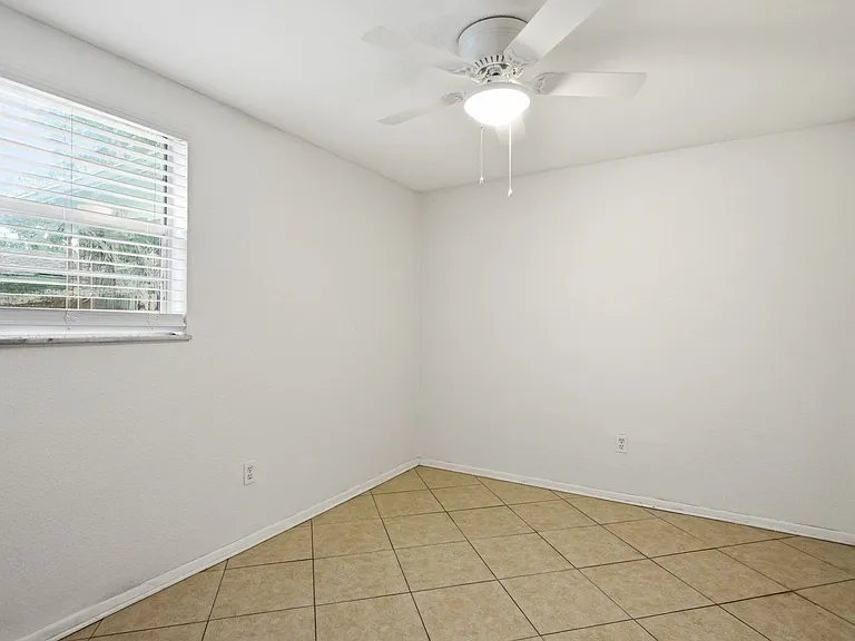 417 Milwaukee Ave — Photo 13