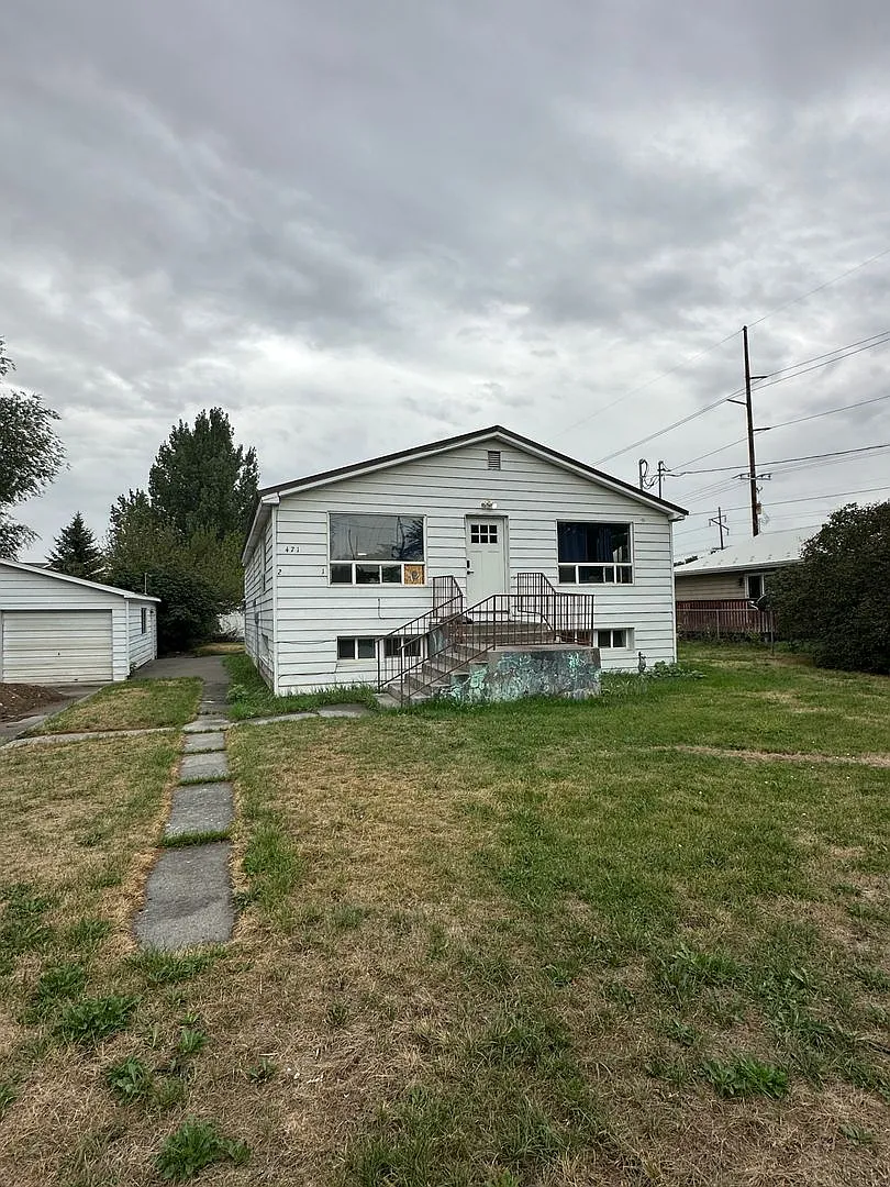 J471EN — Photo 1