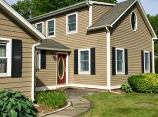 4 Nod Rd, Clinton, CT 06413