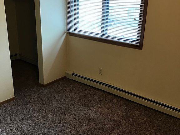 5th image of 1216 2nd St NE APT 9