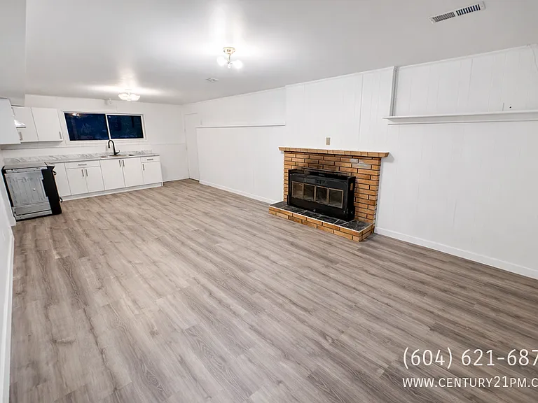 31916 Coral Ave #BASEMENT — Photo 1