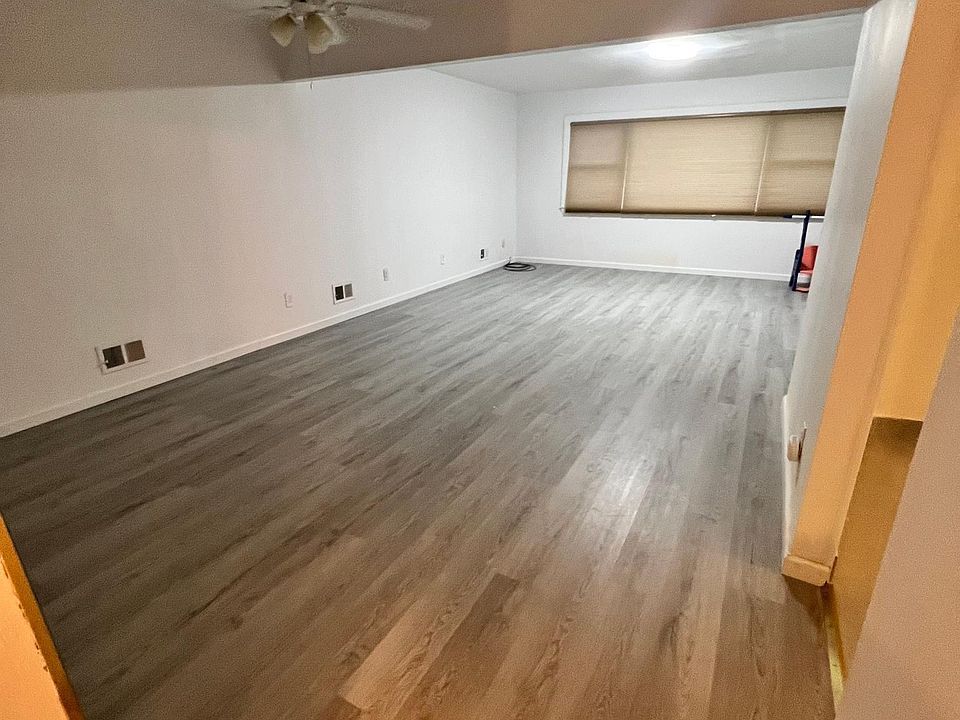 2nd image of 183 Quinlan Ave #3