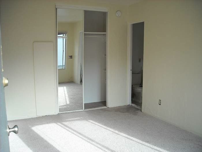2nd image of 715 El Carmel Pl