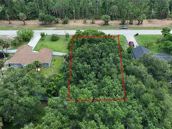 3rd image of 856 Sentinela Blvd