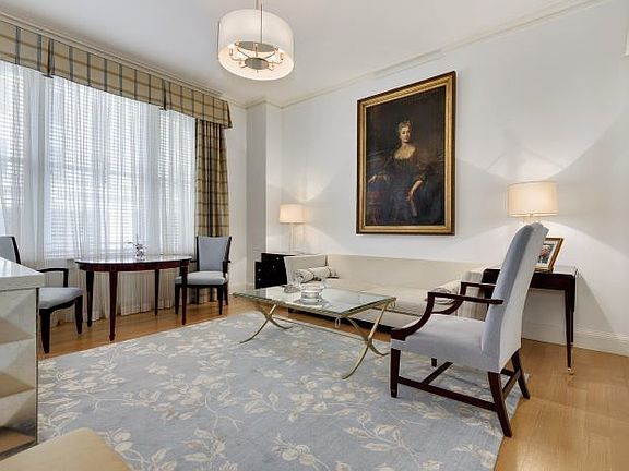 4th image of 1448 N Lake Shore Dr APT 1C