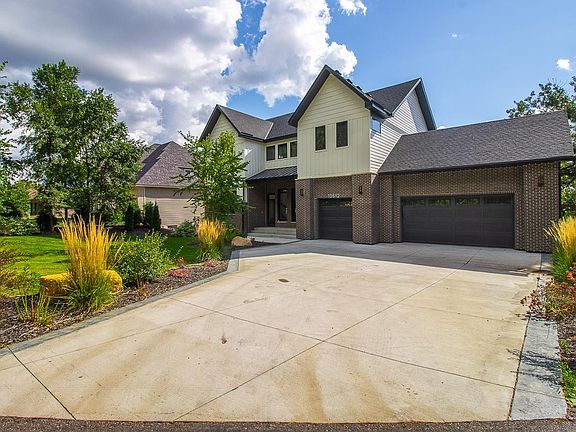2nd image of 13612 Sunset Hill Dr