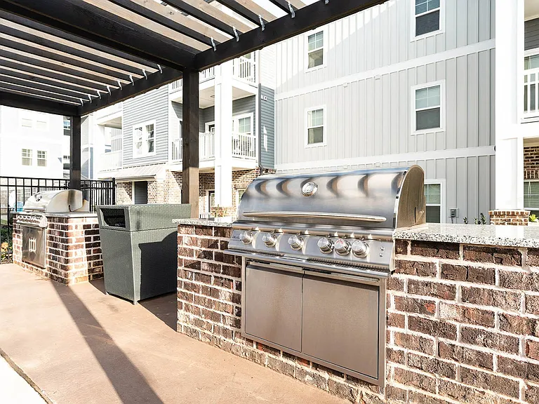 Vintage Hunters Crossing Apartments — Photo 34