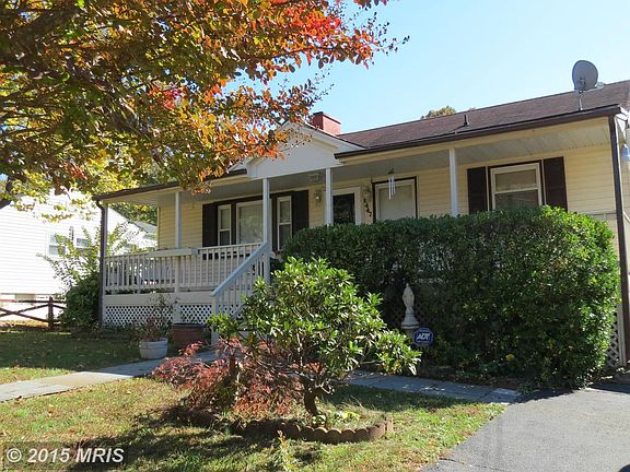 2nd image of 6447 Maplewood Dr