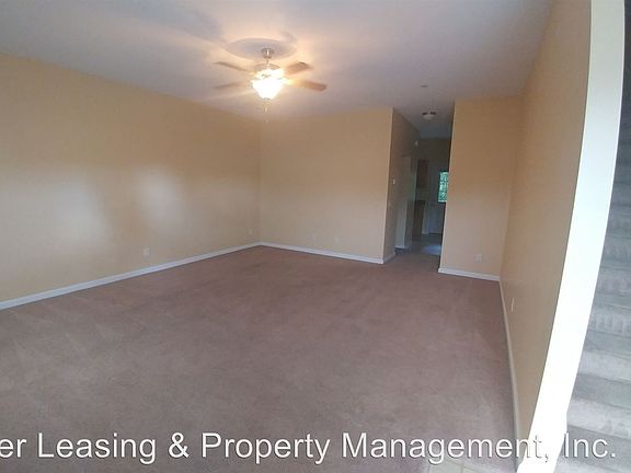 5th image of 353 Laurel Oak Ln