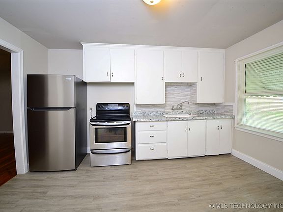 3rd image of 4628 S 31st West Ave