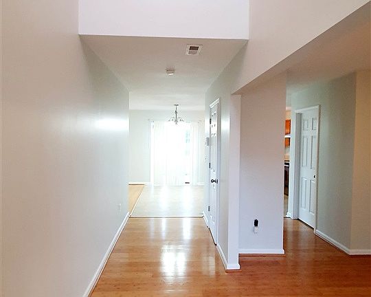 3rd image of 502 Itaska Ct