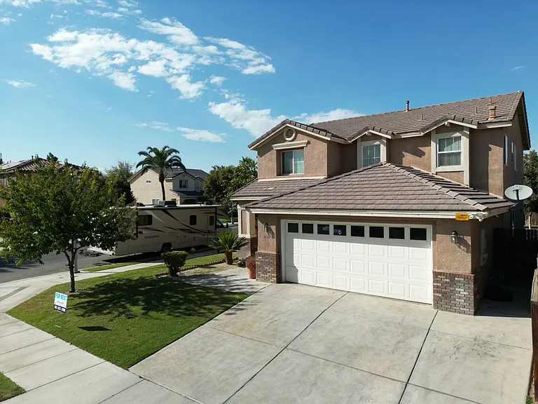6630 Rimridge Way — Photo 2