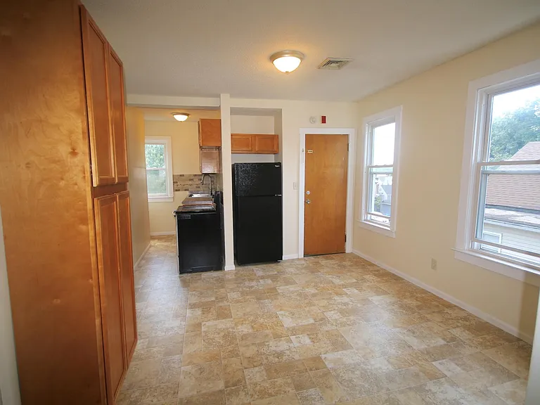 57 Jubilee St #3 — Photo 9