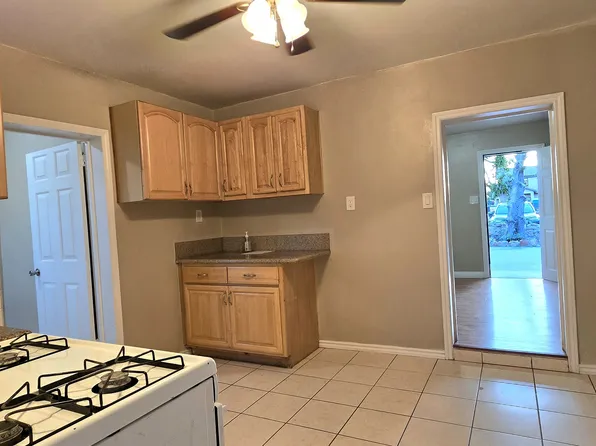 (undisclosed Address), Azusa, CA 91702