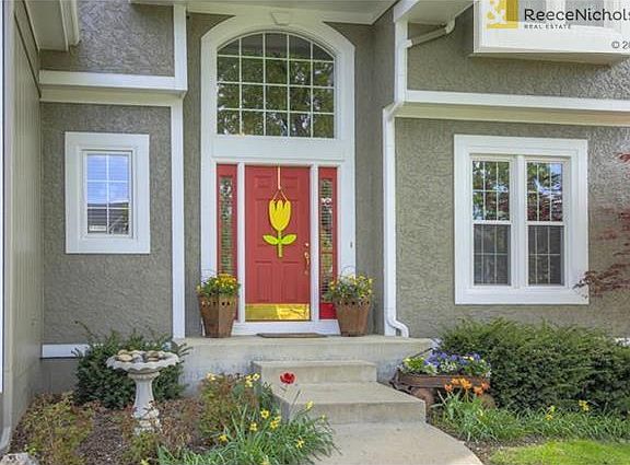 Inviting Entry!