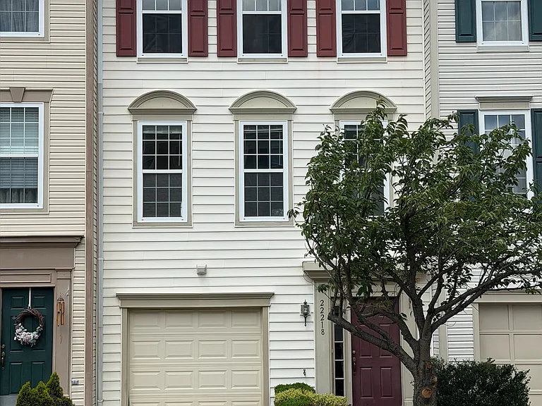 22218 Great Trail Ter — Photo 1