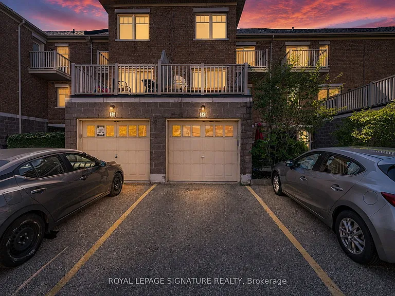 3985 Eglinton Ave W #17 — Photo 41
