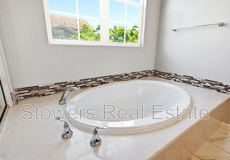 4502 Butterfly Creek Rd — Photo 86