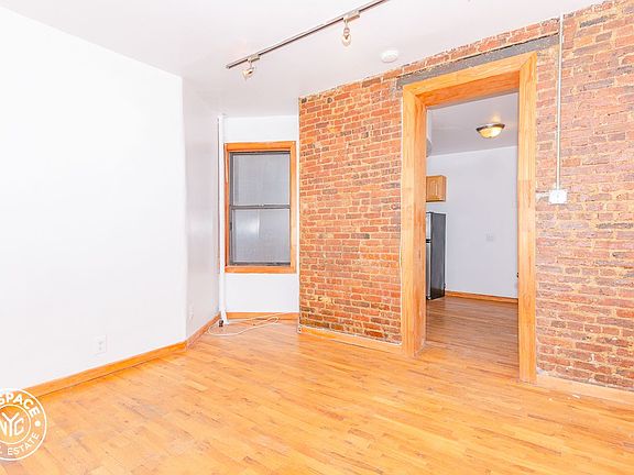 4th image of 134 Boerum St #4E