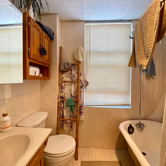 18 Cottage St #3 — Photo 7