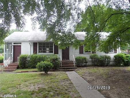 2nd image of 1916 Watts Ln