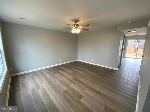 115 East Rd, Martinsburg, WV 25404