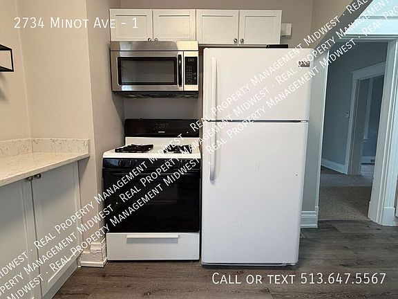 3rd image of 2734 Minot Ave #1