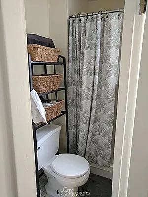 Rented by City Connections Realty | media 15