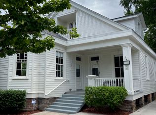 1019 Adams St #B, New Orleans, LA 70118