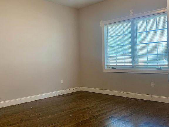 5th image of 174 Allison Ave APT 2