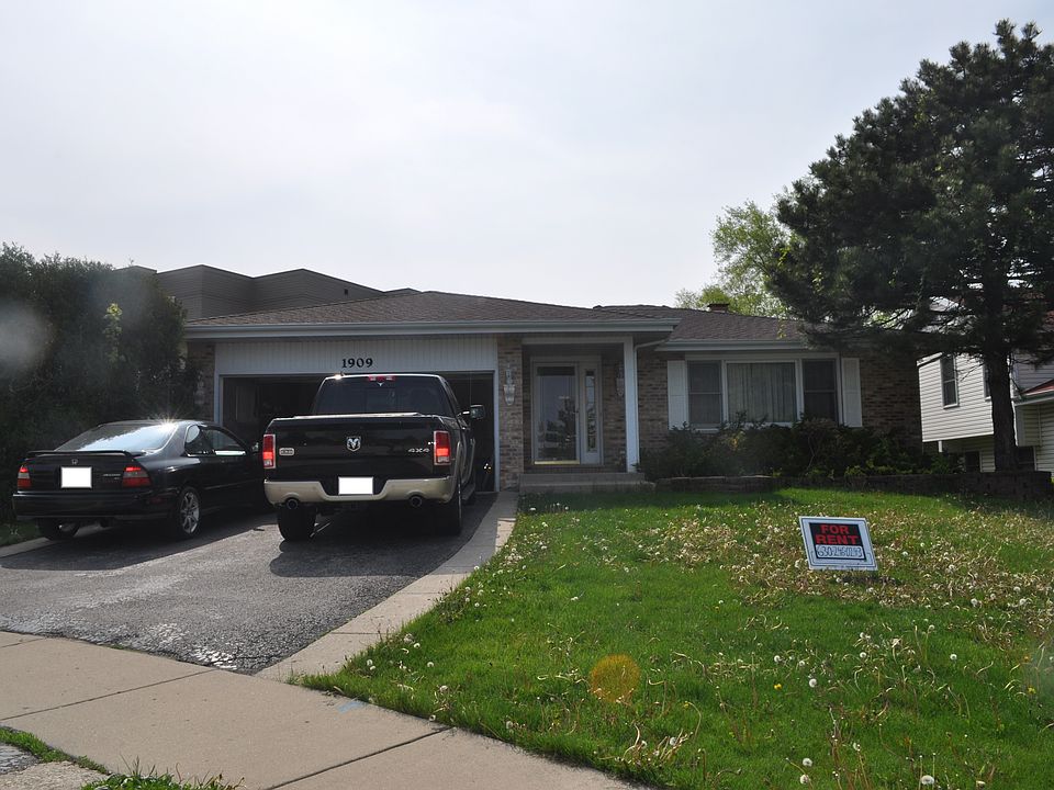 1st image of 1909 Aspen Dr